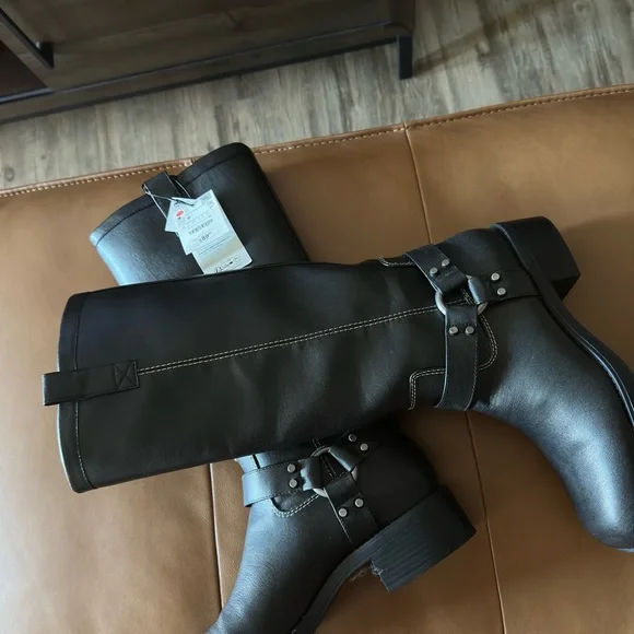 Moto Boots - Picture 5 of 6